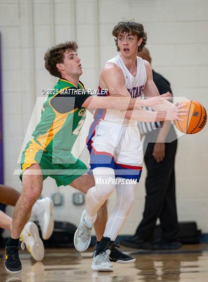 Thumbnail 3 in Cardinal Gibbons vs Sanderson (CAP 6 Tournament Championship) photogallery.