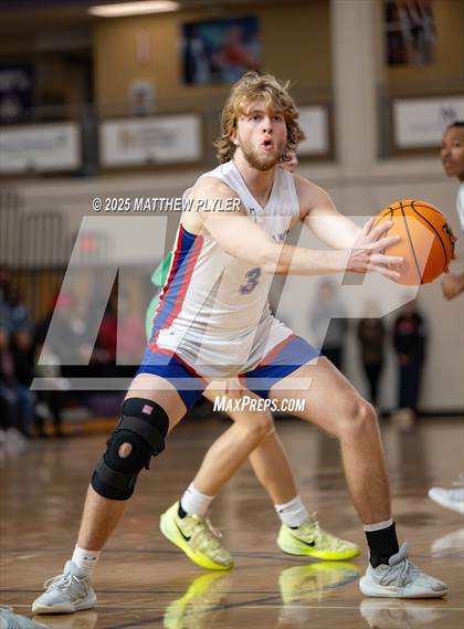 Thumbnail 2 in Cardinal Gibbons vs Sanderson (CAP 6 Tournament Championship) photogallery.