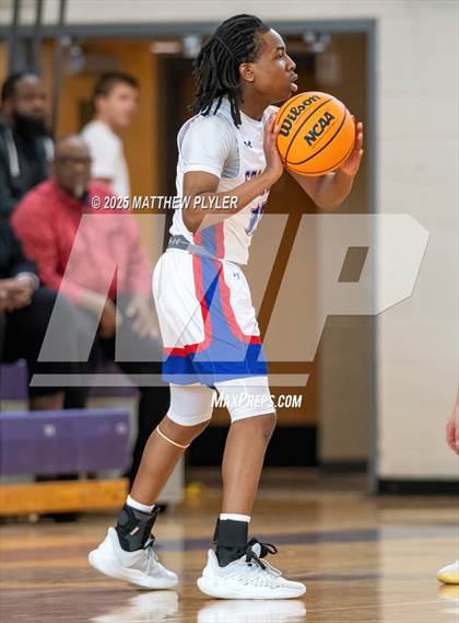 Thumbnail 1 in Cardinal Gibbons vs Sanderson (CAP 6 Tournament Championship) photogallery.