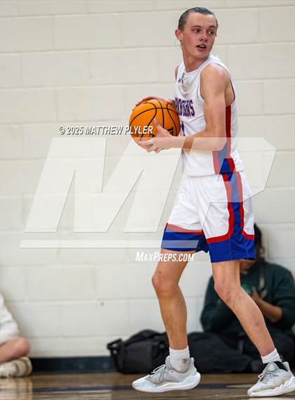 Thumbnail 3 in Cardinal Gibbons vs Sanderson (CAP 6 Tournament Championship) photogallery.
