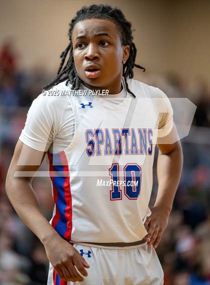 Thumbnail 2 in Cardinal Gibbons vs Sanderson (CAP 6 Tournament Championship) photogallery.