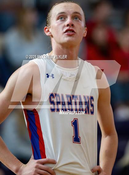 Thumbnail 2 in Cardinal Gibbons vs Sanderson (CAP 6 Tournament Championship) photogallery.