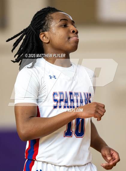 Thumbnail 2 in Cardinal Gibbons vs Sanderson (CAP 6 Tournament Championship) photogallery.