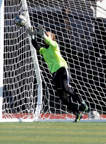 Thumbnail 3 in Bishop O'Dowd vs Piedmont (CIF NCS D2 Final) photogallery.