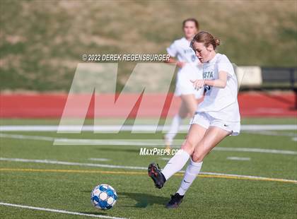 Thumbnail 2 in Mountain Vista vs Legacy (CHSAA 5A Playoffs Rd 2) photogallery.