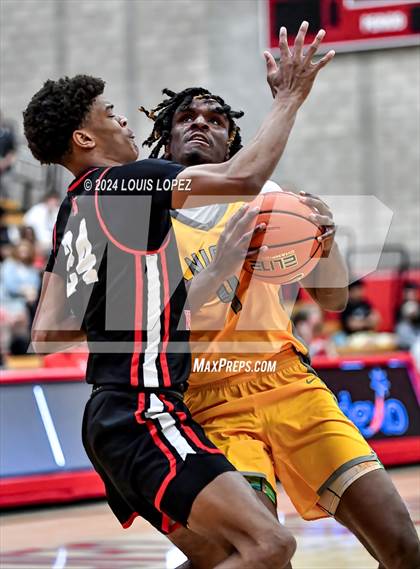 Thumbnail 2 in Foothill vs. Harvard-Westlake (Nike Extravaganza) photogallery.