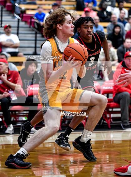 Thumbnail 2 in Foothill vs. Harvard-Westlake (Nike Extravaganza) photogallery.