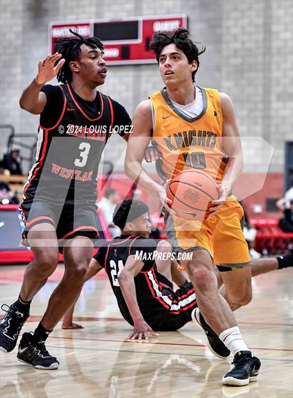 Thumbnail 2 in Foothill vs. Harvard-Westlake (Nike Extravaganza) photogallery.