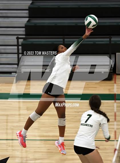 Thumbnail 2 in St. Mary's @ Charlotte Country Day School (NCISAA 4A Round 2) photogallery.