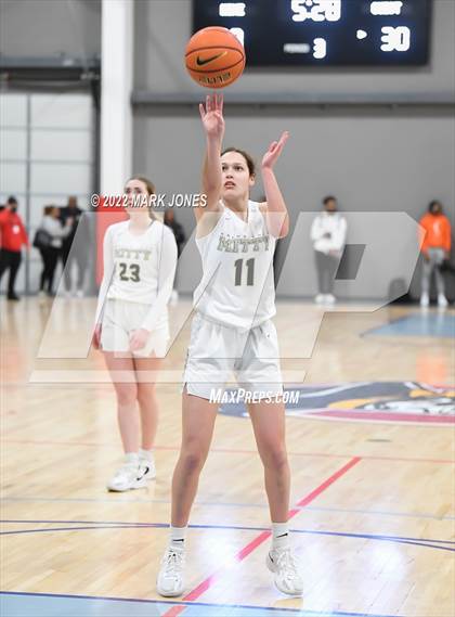 Thumbnail 2 in Archbishop Mitty vs. Desert Vista (Nike Tournament of Champions) photogallery.