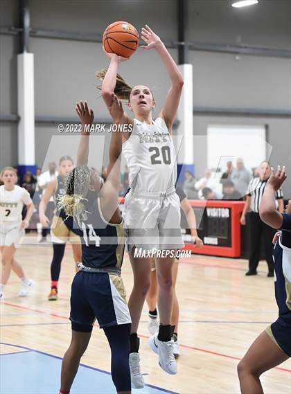 Thumbnail 2 in Archbishop Mitty vs. Desert Vista (Nike Tournament of Champions) photogallery.