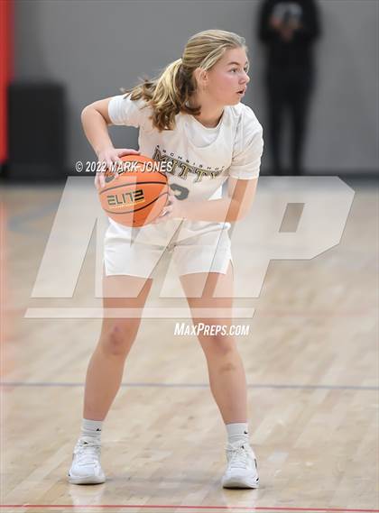 Thumbnail 3 in Archbishop Mitty vs. Desert Vista (Nike Tournament of Champions) photogallery.