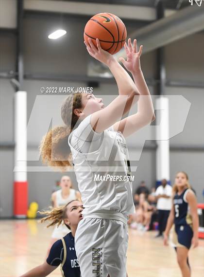 Thumbnail 3 in Archbishop Mitty vs. Desert Vista (Nike Tournament of Champions) photogallery.
