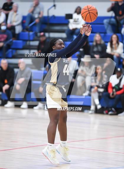 Thumbnail 2 in Archbishop Mitty vs. Desert Vista (Nike Tournament of Champions) photogallery.