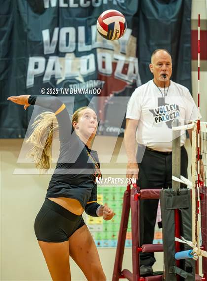 Thumbnail 3 in Highland Park vs Torrey Pines (Volleypalooza Gold Division Semifinal) photogallery.