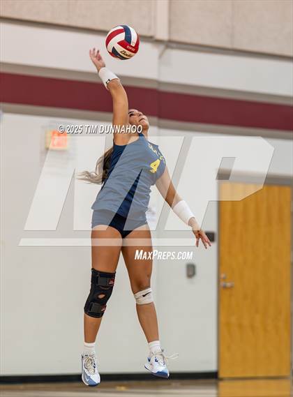 Thumbnail 3 in Highland Park vs Torrey Pines (Volleypalooza Gold Division Semifinal) photogallery.