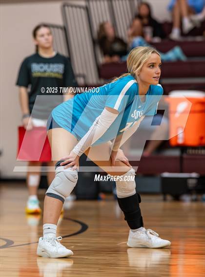 Thumbnail 1 in Highland Park vs Torrey Pines (Volleypalooza Gold Division Semifinal) photogallery.