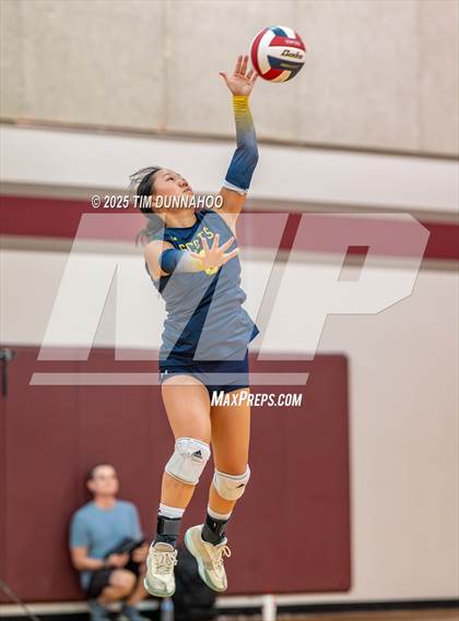 Thumbnail 1 in Highland Park vs Torrey Pines (Volleypalooza Gold Division Semifinal) photogallery.