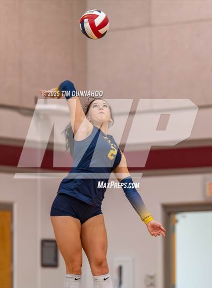 Thumbnail 3 in Highland Park vs Torrey Pines (Volleypalooza Gold Division Semifinal) photogallery.
