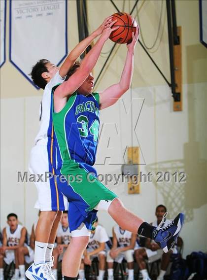 Thumbnail 2 in Pacifica Christian vs. LACES (MaxPreps Holiday Classic) photogallery.