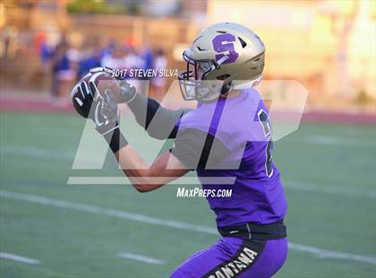 Thumbnail 2 in Clairemont @ Santana photogallery.