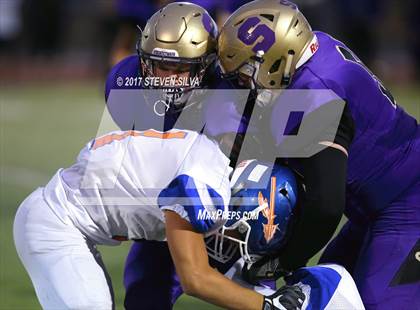 Thumbnail 3 in Clairemont @ Santana photogallery.