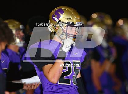 Thumbnail 2 in Clairemont @ Santana photogallery.