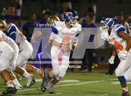 Thumbnail 3 in Clairemont @ Santana photogallery.