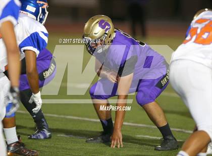 Thumbnail 1 in Clairemont @ Santana photogallery.