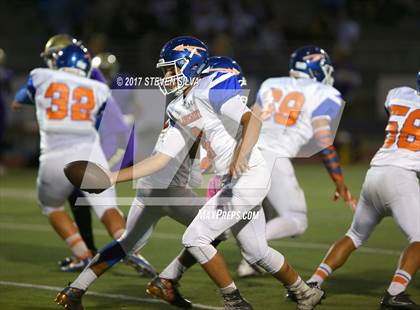 Thumbnail 2 in Clairemont @ Santana photogallery.