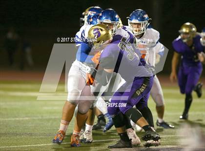 Thumbnail 2 in Clairemont @ Santana photogallery.