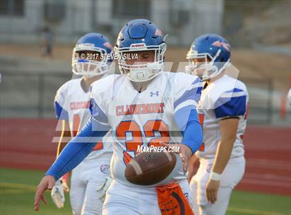 Thumbnail 1 in Clairemont @ Santana photogallery.