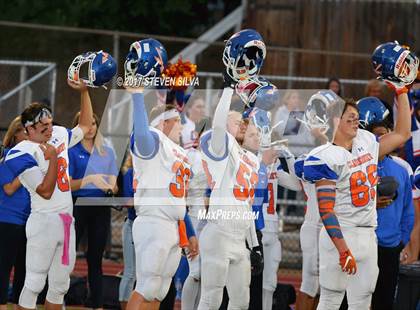 Thumbnail 2 in Clairemont @ Santana photogallery.