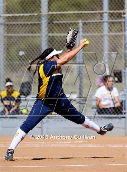 Thumbnail 1 in Millikan @ Mater Dei photogallery.