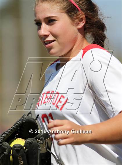 Thumbnail 3 in Millikan @ Mater Dei photogallery.