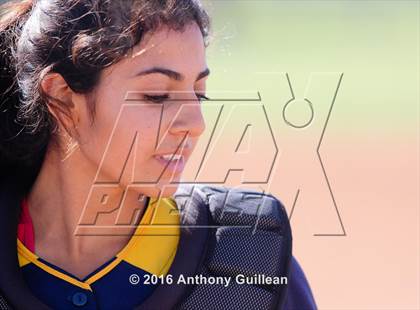 Thumbnail 1 in Millikan @ Mater Dei photogallery.