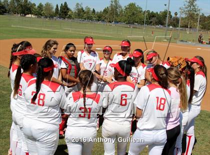 Thumbnail 2 in Millikan @ Mater Dei photogallery.