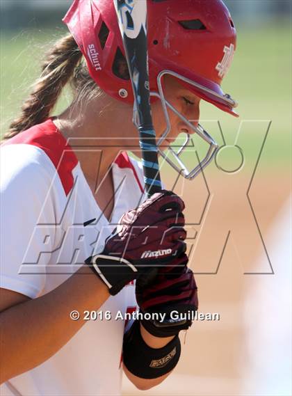 Thumbnail 2 in Millikan @ Mater Dei photogallery.