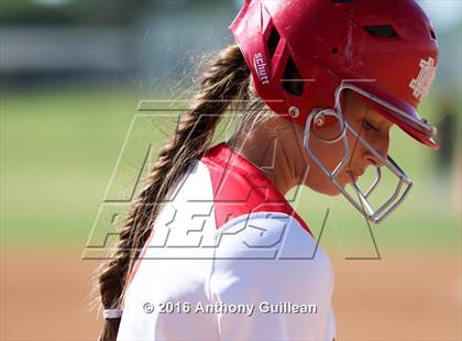 Thumbnail 2 in Millikan @ Mater Dei photogallery.