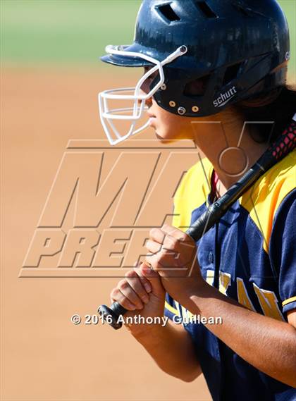 Thumbnail 2 in Millikan @ Mater Dei photogallery.