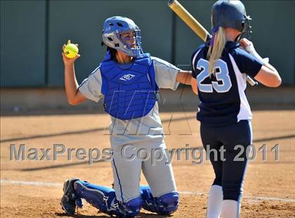 Thumbnail 2 in La Mirada vs. Camarillo (CIF SS D2 Final) photogallery.
