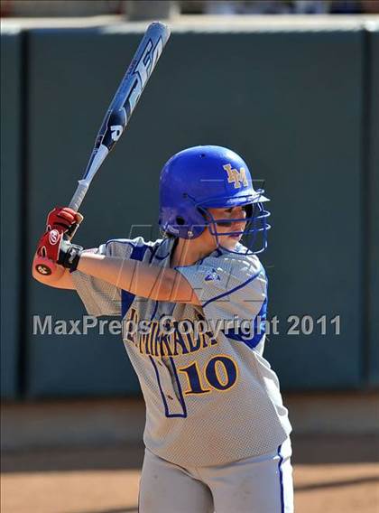 Thumbnail 3 in La Mirada vs. Camarillo (CIF SS D2 Final) photogallery.