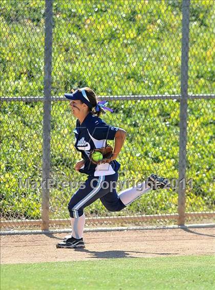 Thumbnail 3 in La Mirada vs. Camarillo (CIF SS D2 Final) photogallery.