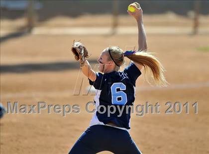 Thumbnail 2 in La Mirada vs. Camarillo (CIF SS D2 Final) photogallery.