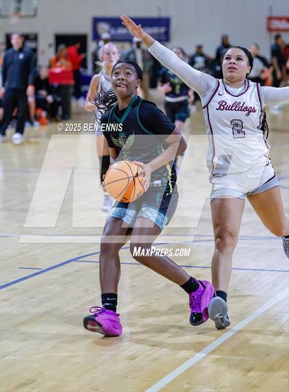 Thumbnail 3 in Cresset Christian Academy vs. Bearden (She Got Game Classic) photogallery.
