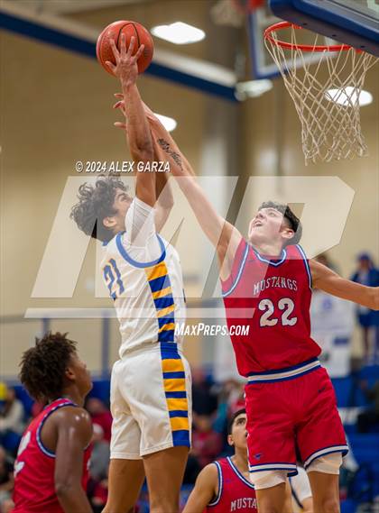 Thumbnail 3 in Jefferson @ Alamo Heights photogallery.
