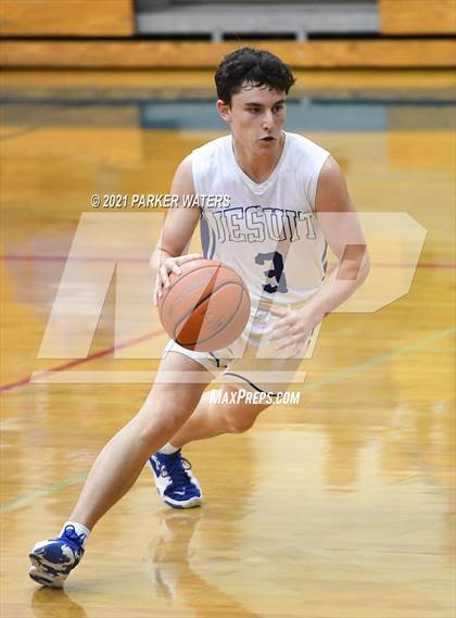 Thumbnail 3 in Jesuit vs Northlake Christian (Country Day Classic) photogallery.