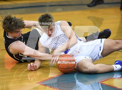 Thumbnail 3 in Jesuit vs Northlake Christian (Country Day Classic) photogallery.