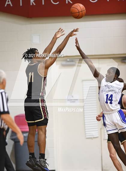 Thumbnail 3 in Jesuit vs Northlake Christian (Country Day Classic) photogallery.