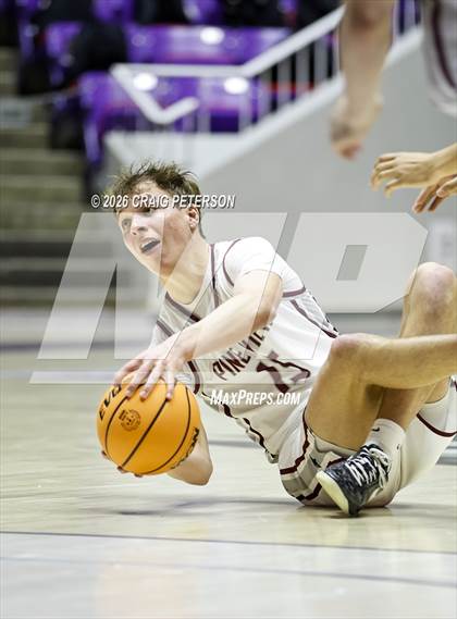 Thumbnail 1 in Timpanogos vs Pine View (UHSAA 4A Quarterfinal) photogallery.